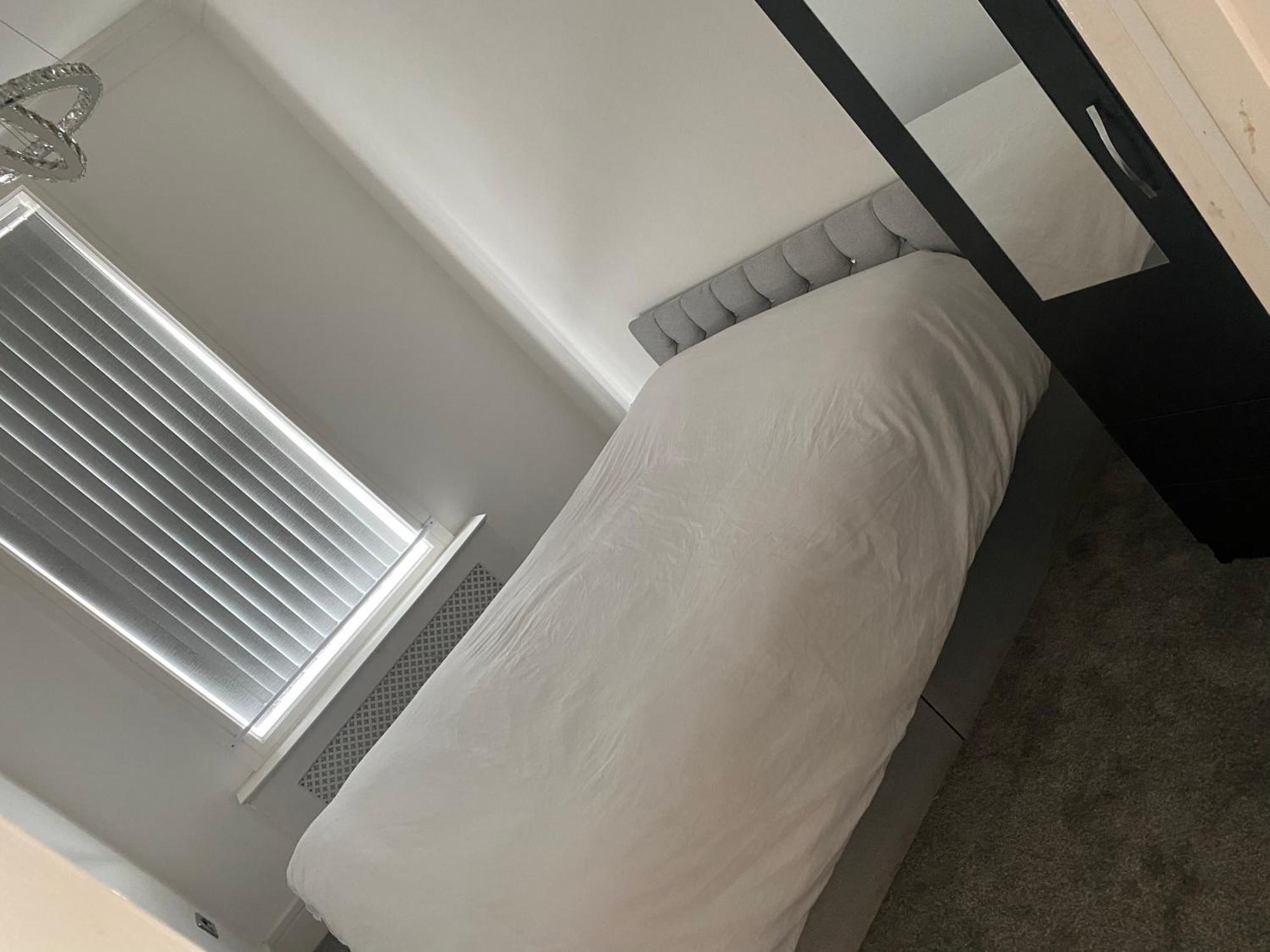 Designer Apartment Apt6 Вулвергемптон Экстерьер фото